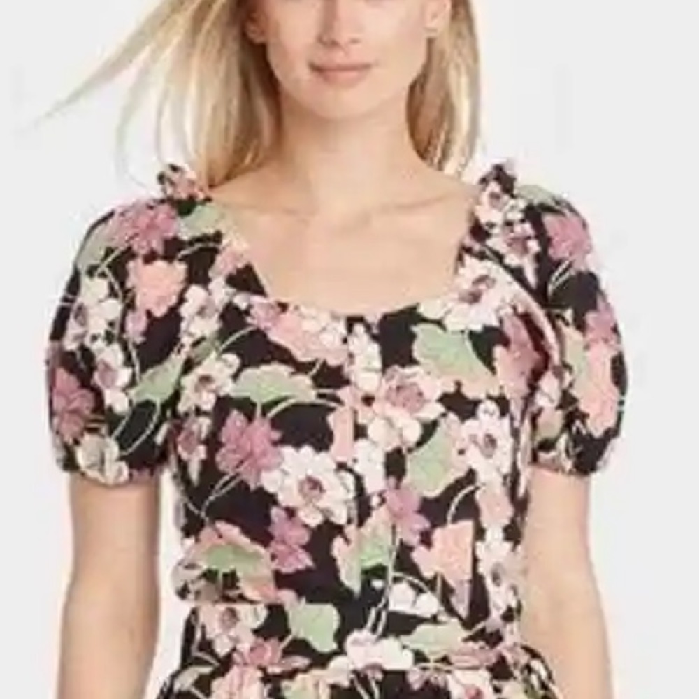 WHO WHAT WEAR | Linen Floral Top Square Neck Puff Sleeve